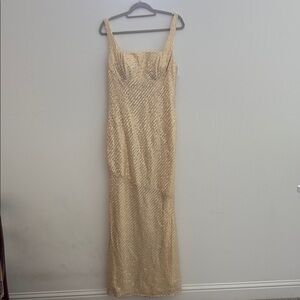 Elegant Gold Evening Gown